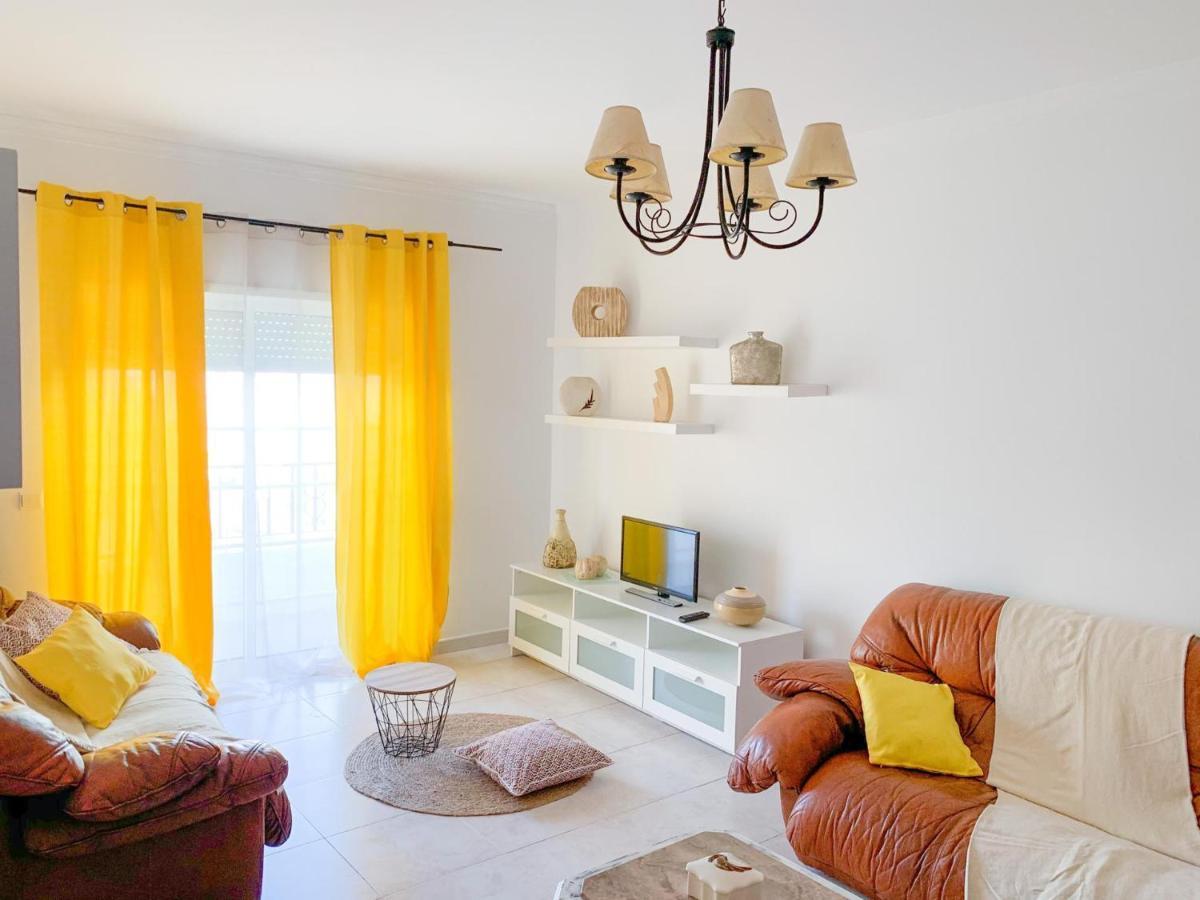 Apartamento T2 Carvoeiro-Lagoa Precos Acessiveis Appartement Buitenkant foto