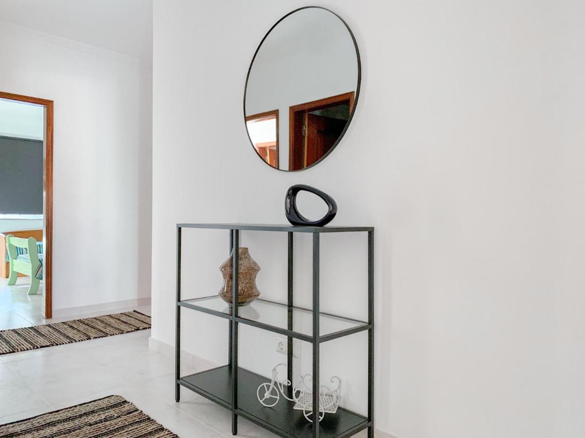 Apartamento T2 Carvoeiro-Lagoa Precos Acessiveis Appartement Buitenkant foto