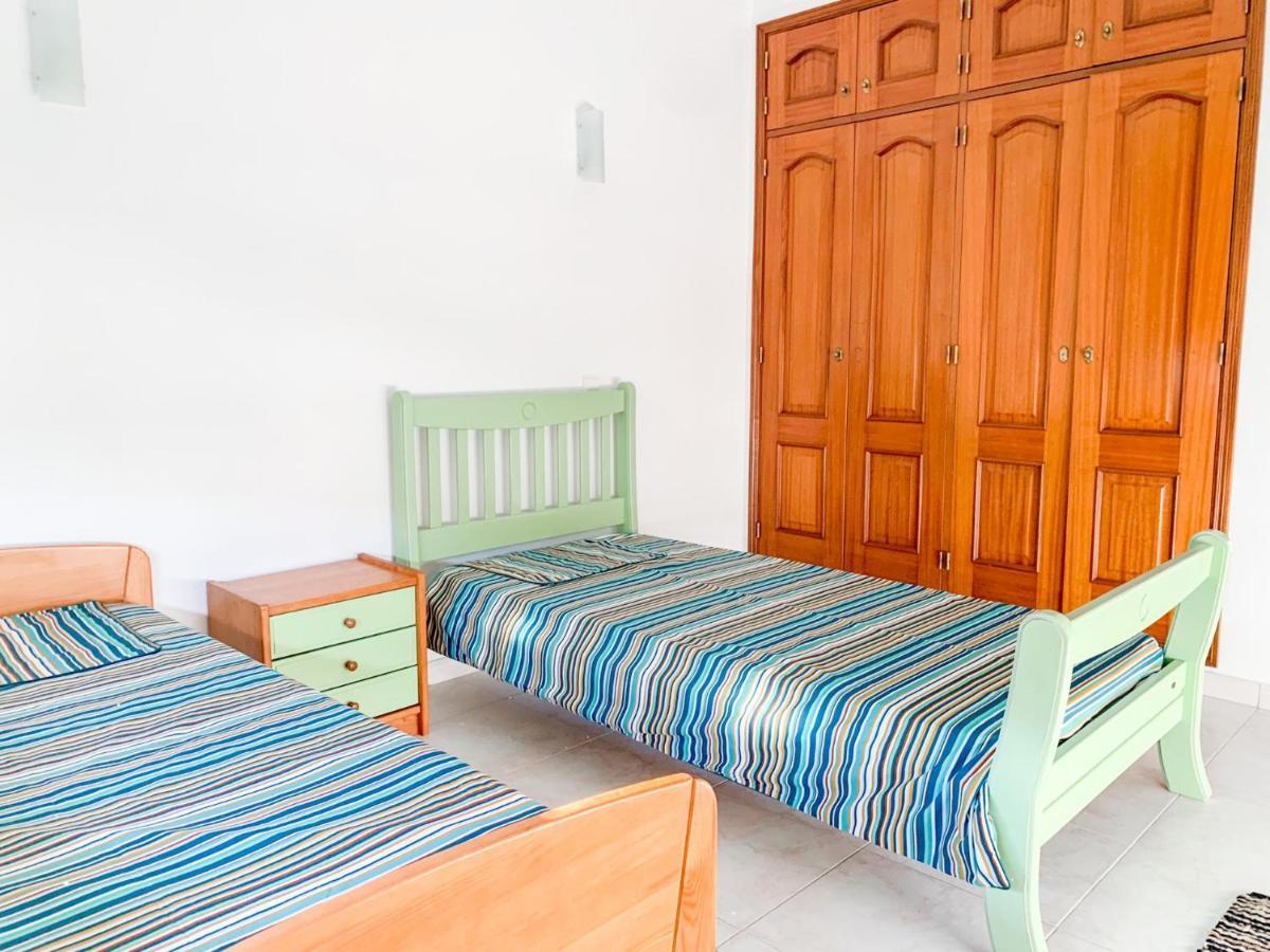 Apartamento T2 Carvoeiro-Lagoa Precos Acessiveis Appartement Buitenkant foto
